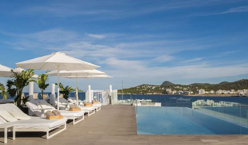 ibiza-summer-2026:-best-luxury,-wellness-&-daycation-experiences