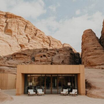 saudi-arabia-overtakes-thailand,-australia,-india,-costa-rica,-greece,-mexico,-and-more-countries-in-orchestrating-a-record-breaking-boom-in-transformational-wellness-&-lavish-luxury-tourism-in-riyadh,-bangkok,-athens,-sydney,-and-other-high-end-global-capitals