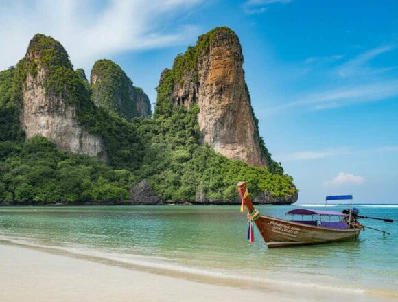 thailand-revolutionizes-tourism-with-luxury-wellness-retreats,-deep-cultural-immersion,-fly-and-drive-adventures,-and-smart-digital-initiatives,-creating-unforgettable-travel-experiences-that-inspire-every-visitor-to-explore-the-kingdom-fully.
